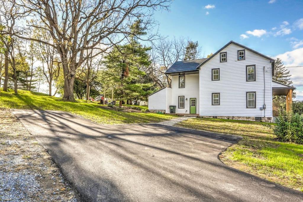 Beautiful Farmhouse Close To Lanc Hershey Etown Mount Joy Luaran gambar